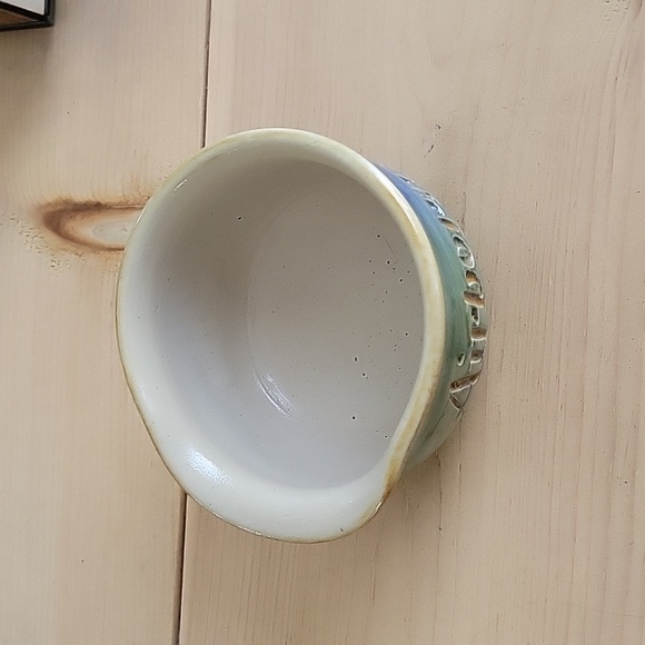 Airborne Battle of the Bulge Pottery Creamer - Picture 3 of 5